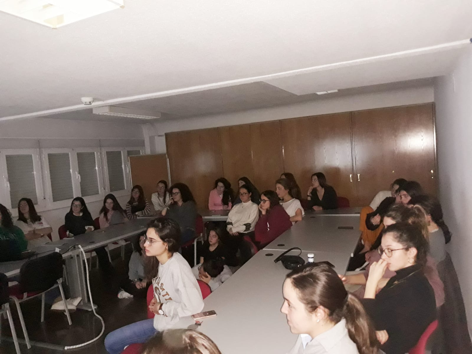 Seminario para la resolución de exámenes tipo test impartido por Irene Rivera - CMU Mara - Colegio Mayor Mara - Colegio Mayor en Madrid